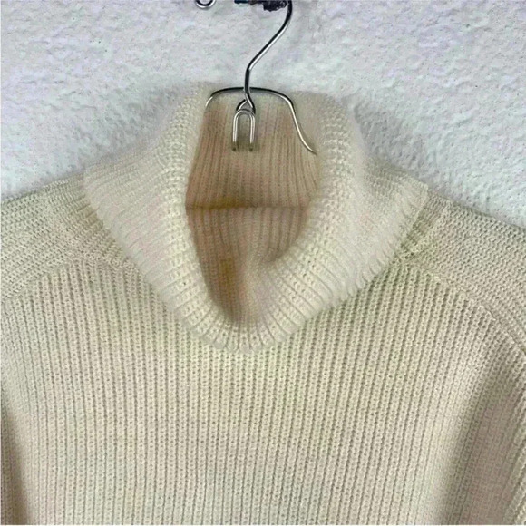 COS Roll neck sweater in white and black striped wool and cotton blend - Picture 9 of 12